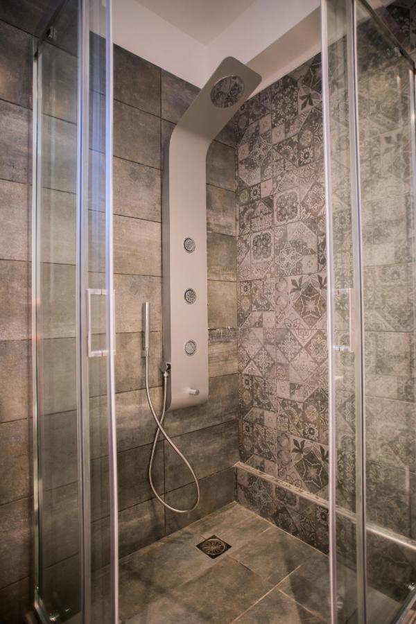 Athenian Living Suites المظهر الخارجي الصورة